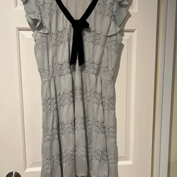 Eva Franco flutter sleeve dress - Picture 1 of 8